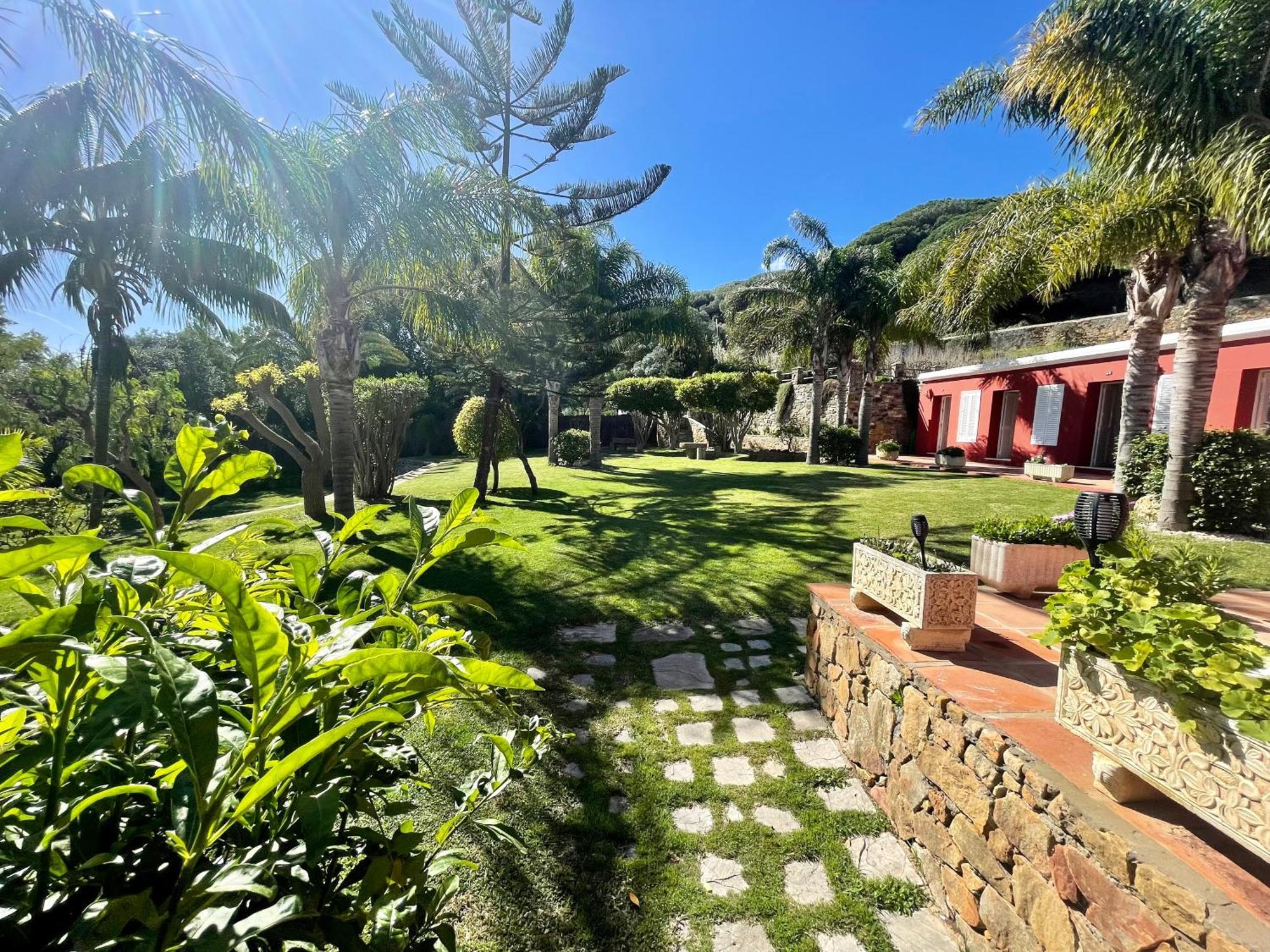 Hotel La Pena Tarifa
