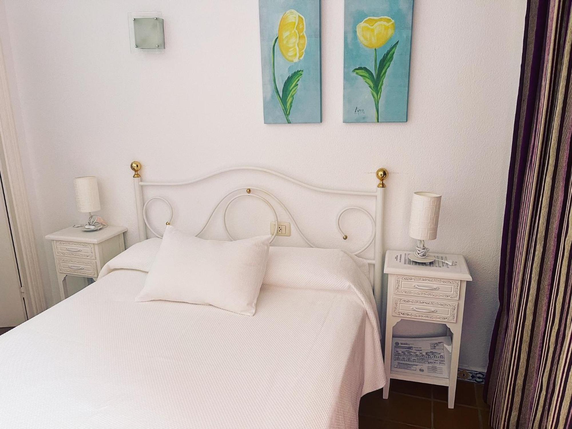 La Pena Hotel *